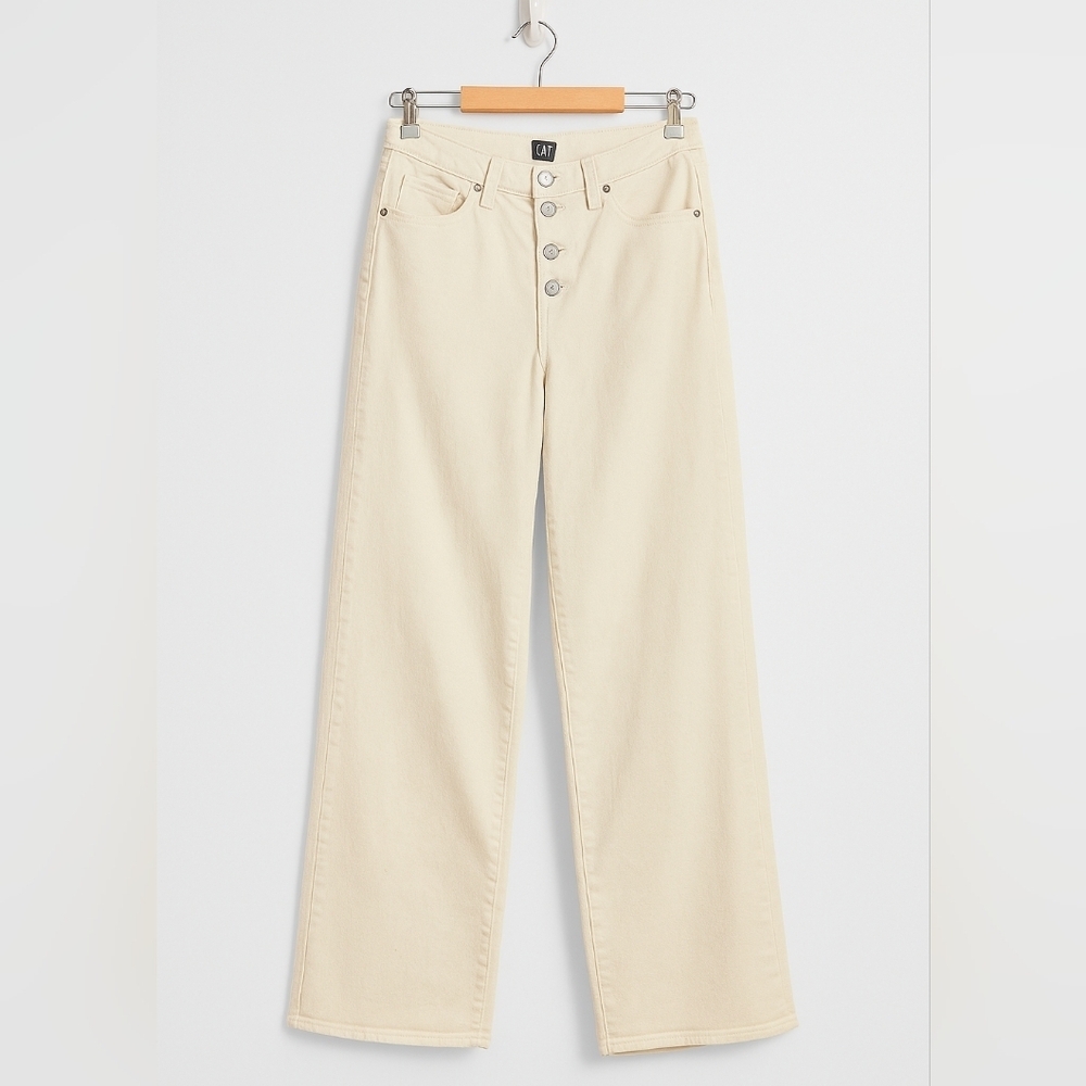 GAP Denim Wide Leg Jeans
Color: Beach Pebble